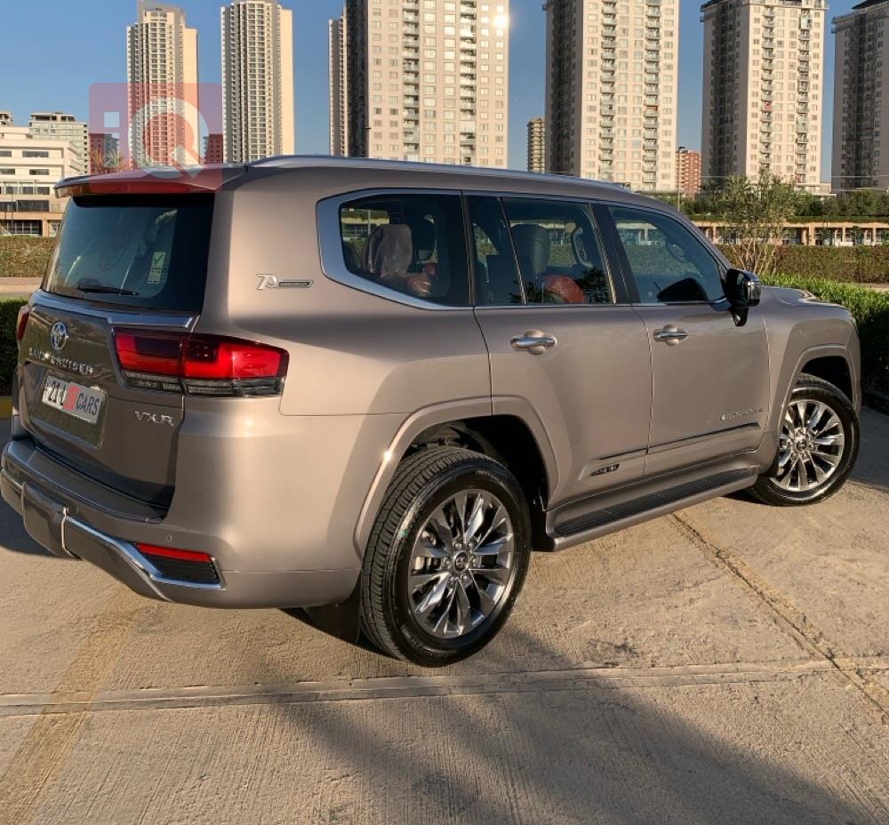 تويوتا لاندكروزر